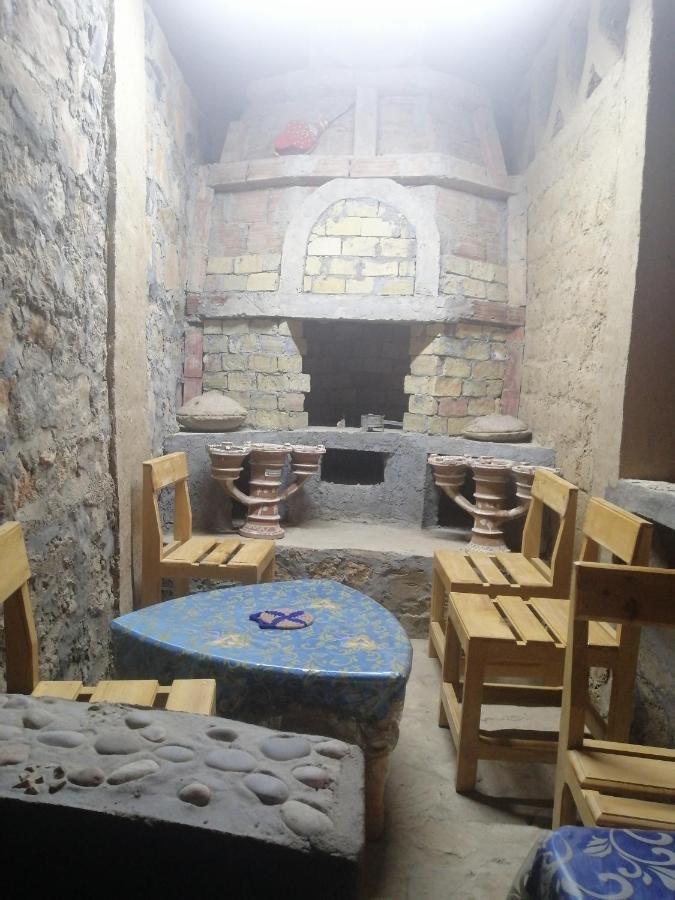 Chambres Dans Casbah - Gite D'Etape Gorges De Ziz エルラシディア エクステリア 写真